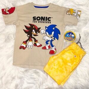 Sonic the Hedgehog Graphic Tee NWT 7/&